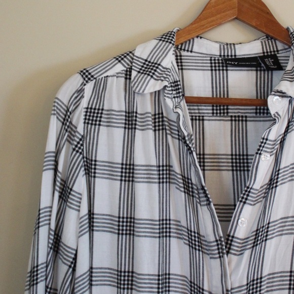 Jones New York Black &White Long Sleeve Button Up Shirt - Picture 5 of 9